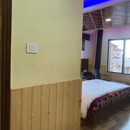 Valley Crown B&B ชิมลา ภายนอก รูปภาพ