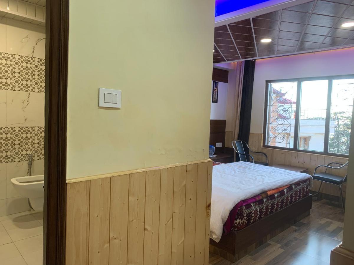 Valley Crown B&B ชิมลา ภายนอก รูปภาพ